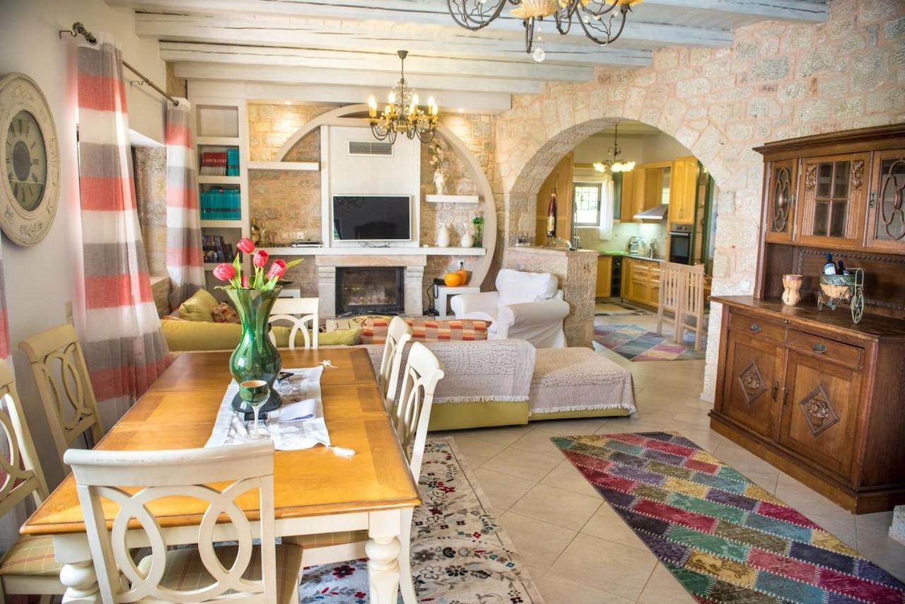 Magnificent, Authentic Private Villa And The Guest House Kardamyli Extérieur photo