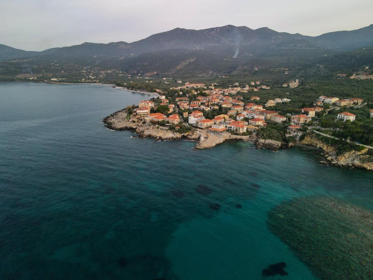 Magnificent, Authentic Private Villa And The Guest House Kardamyli Extérieur photo