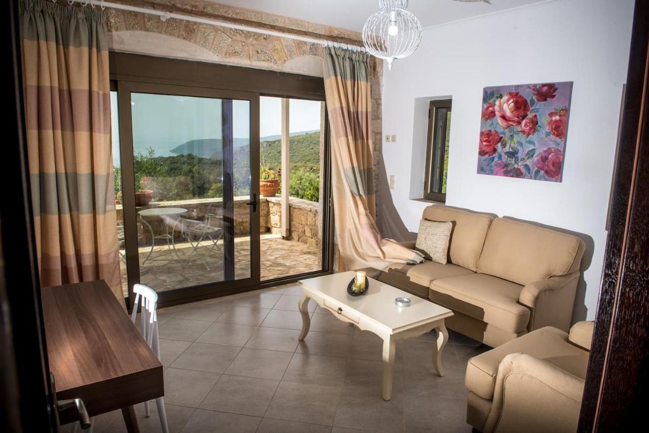 Magnificent, Authentic Private Villa And The Guest House Kardamyli Extérieur photo