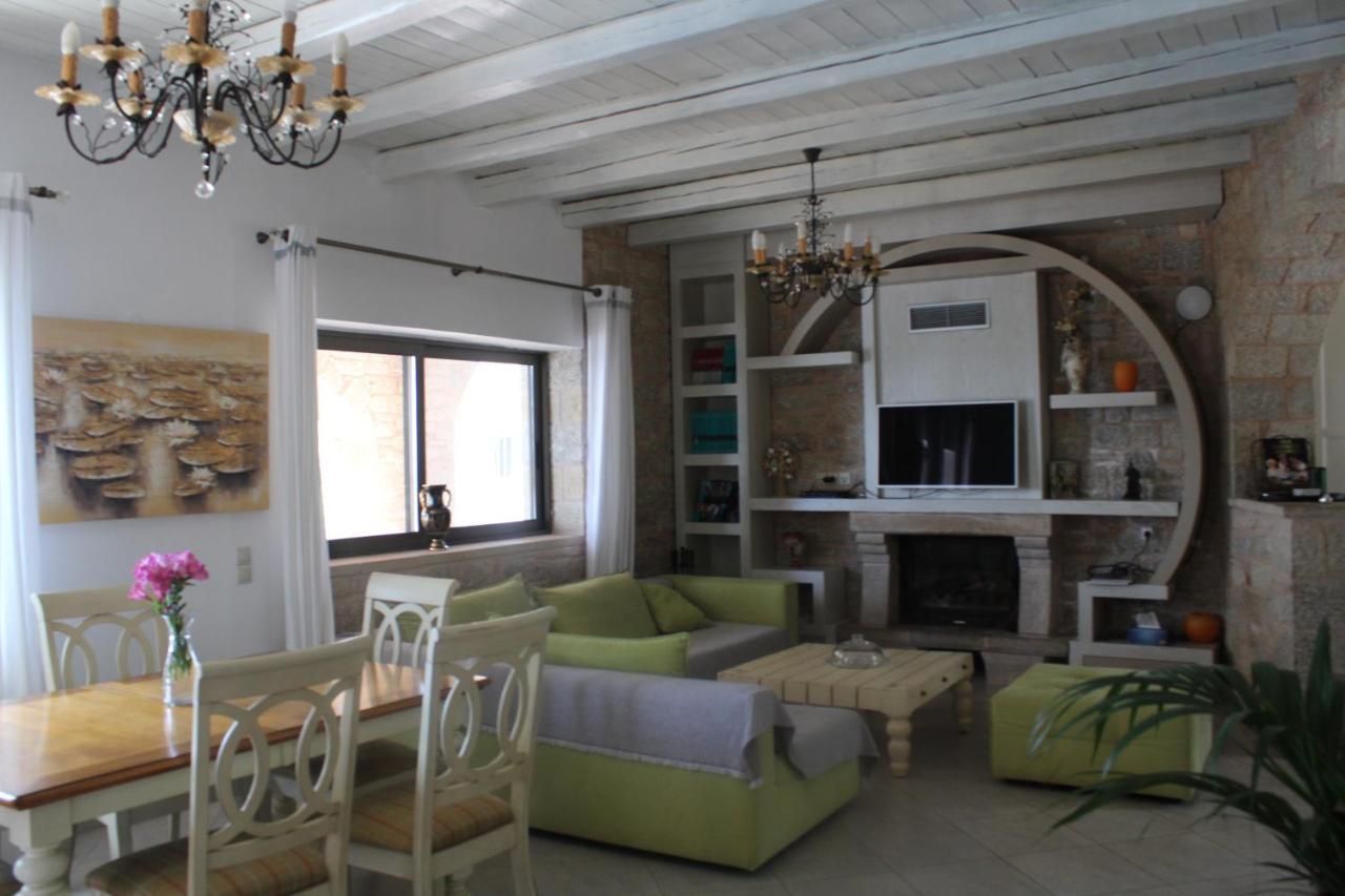 Magnificent, Authentic Private Villa And The Guest House Kardamyli Extérieur photo