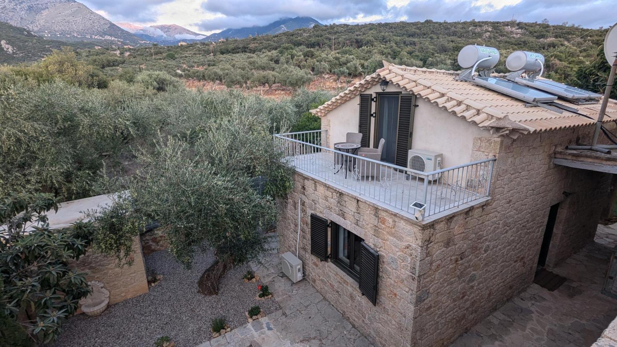 Magnificent, Authentic Private Villa And The Guest House Kardamyli Extérieur photo